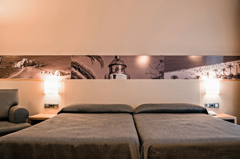 Standard Double Room - Photo 2
