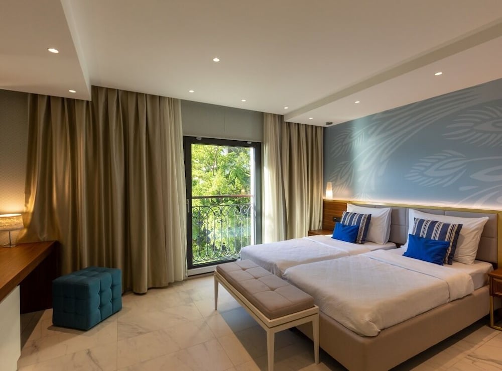 Deluxe Double Room, Bay View photo 3