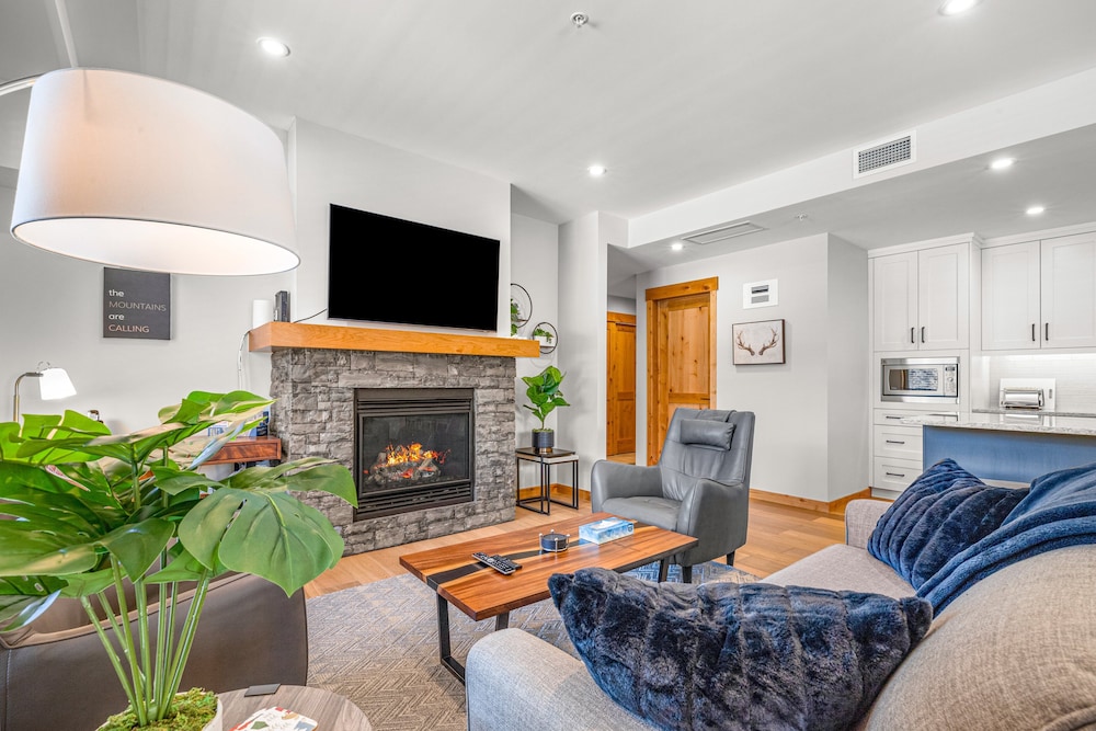 T107A Two Bedroom Premier Condo
