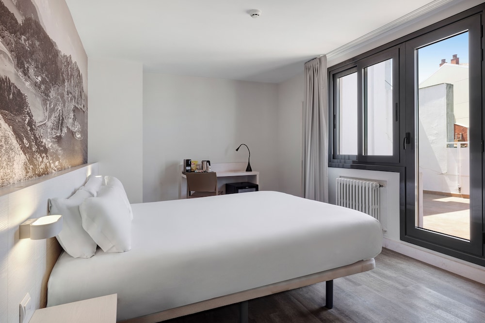 Premium Double Room photo 3