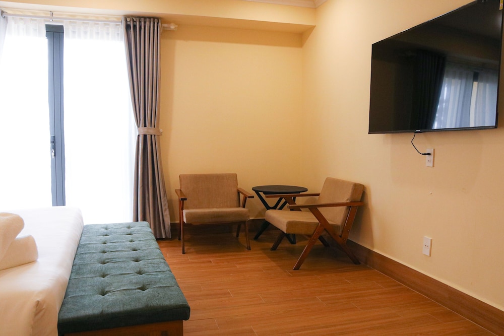 Deluxe Double Room, City View - Photo 22