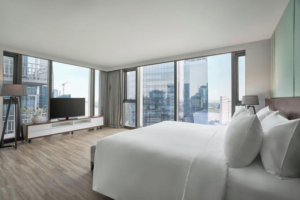 Studio Suite, 1 Bedroom, City View