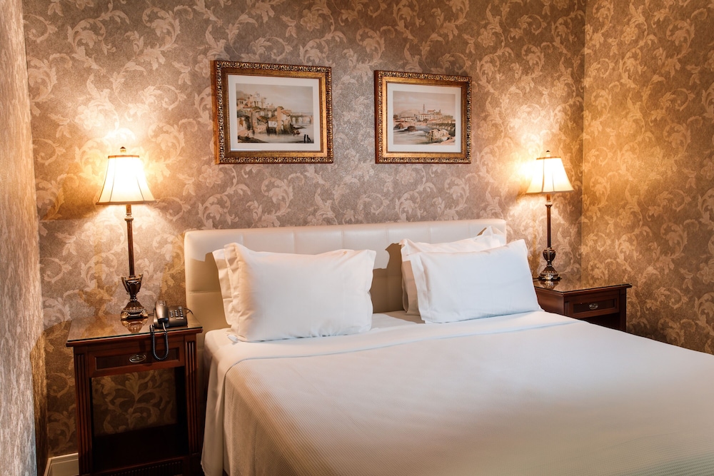 Premium Room - Photo 3