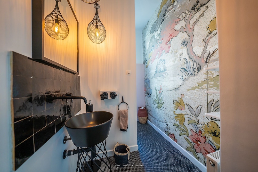 Classic Double Room, Ensuite (Chambre Tropicale) photo 2