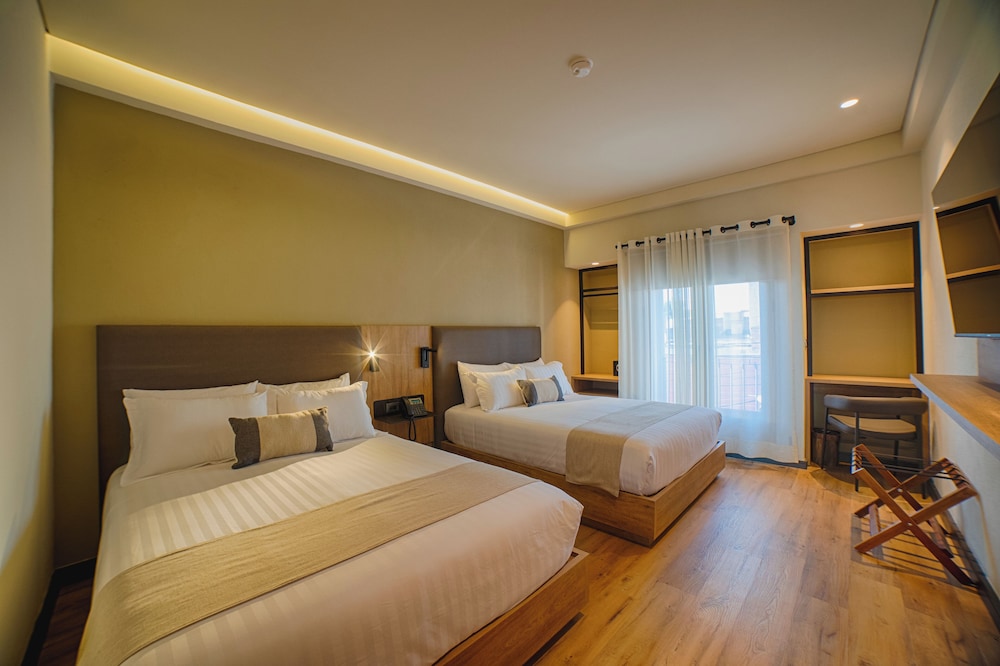 Superior Twin Room, Courtyard View photo 1