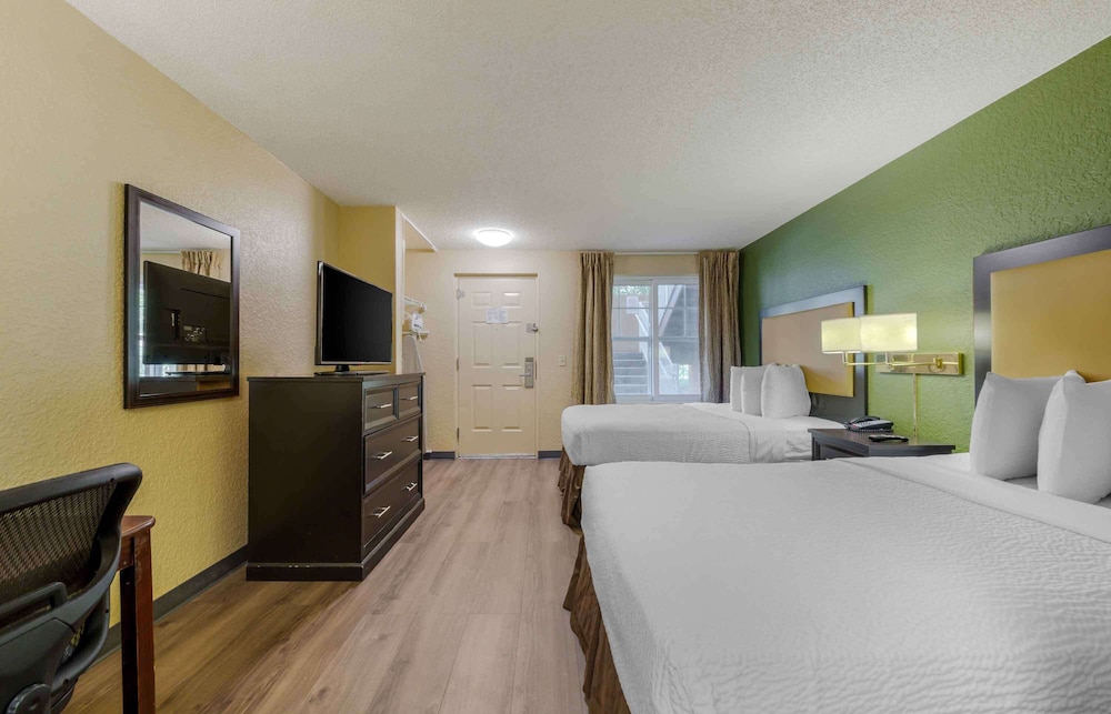 Studio, 2 Double Beds, Non Smoking - Photo 4