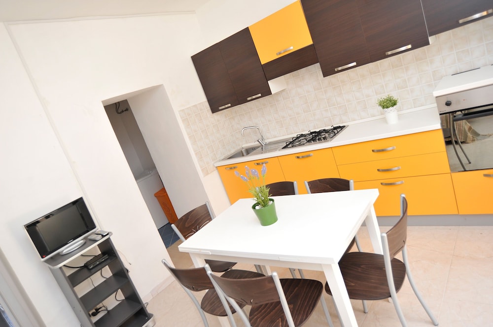 Apartment, 2 Bedrooms (6 pax) photo 2