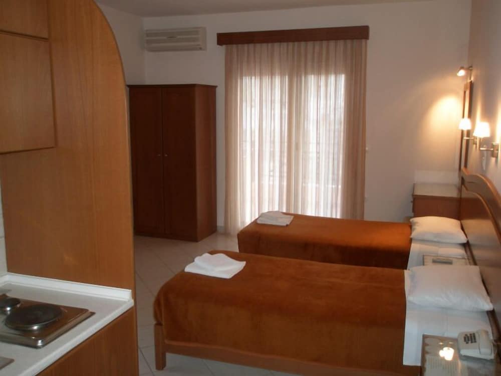 Family Apartment, 2 Bedrooms photo 2