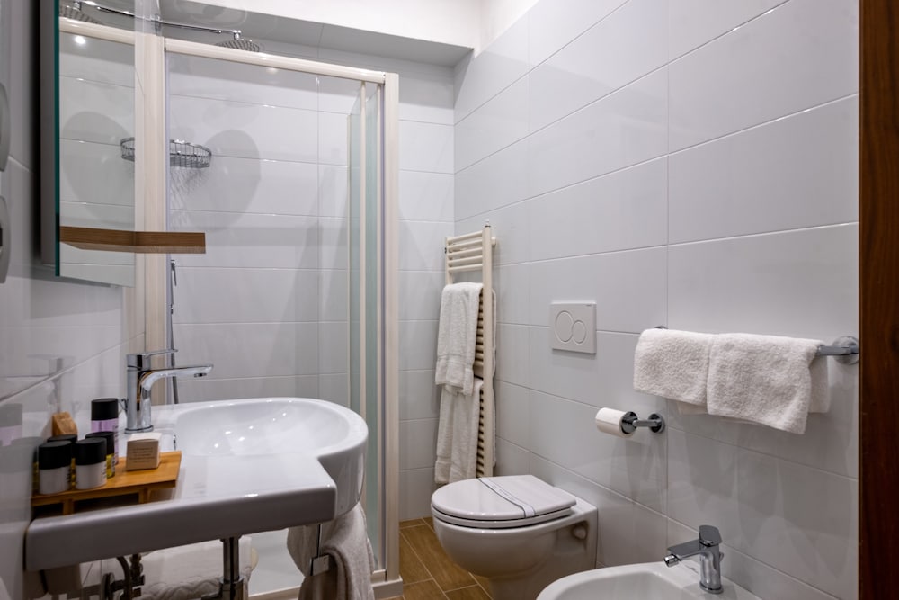 Superior Room - Photo 8