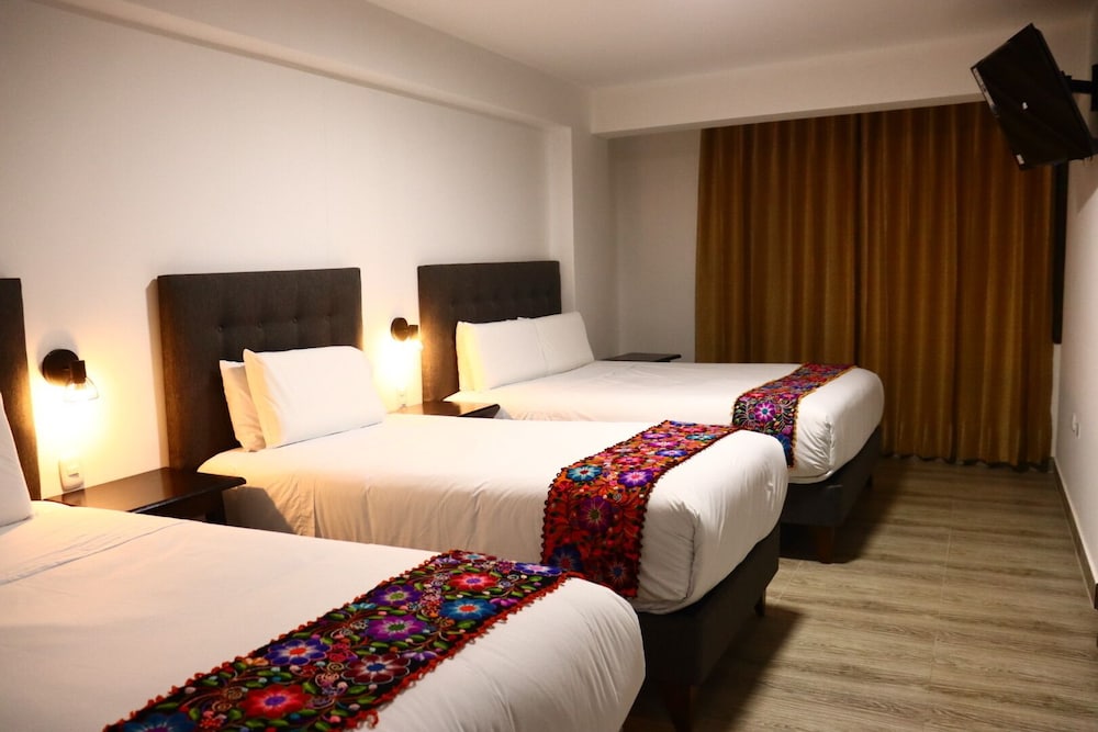 Classic Quadruple Room photo 2