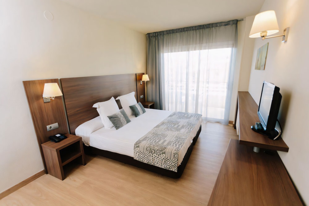 Standard Double Room - Photo 3
