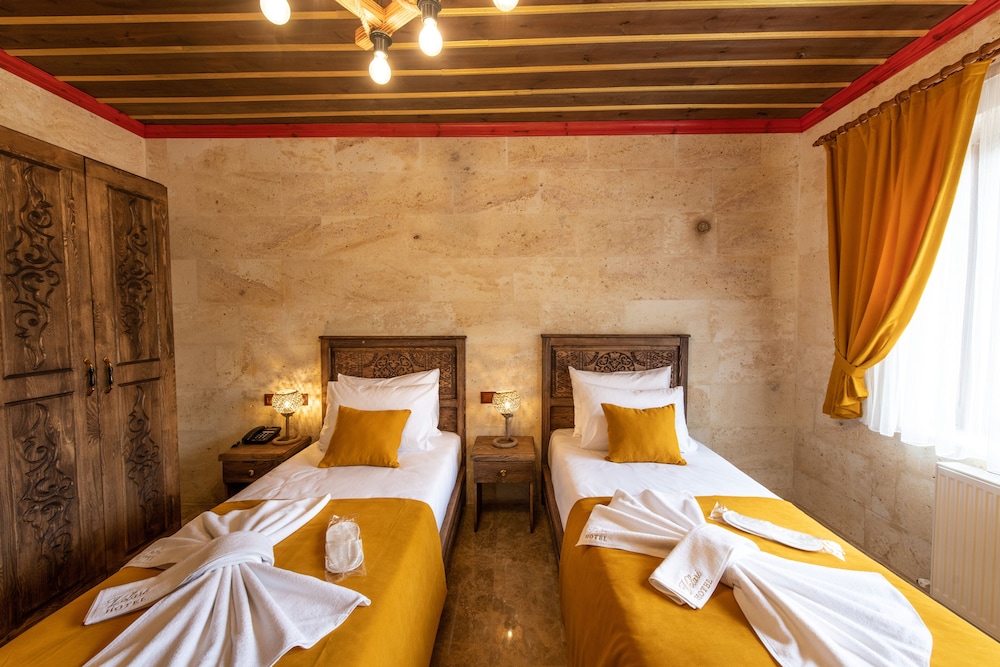 Deluxe Twin Room - Photo 3