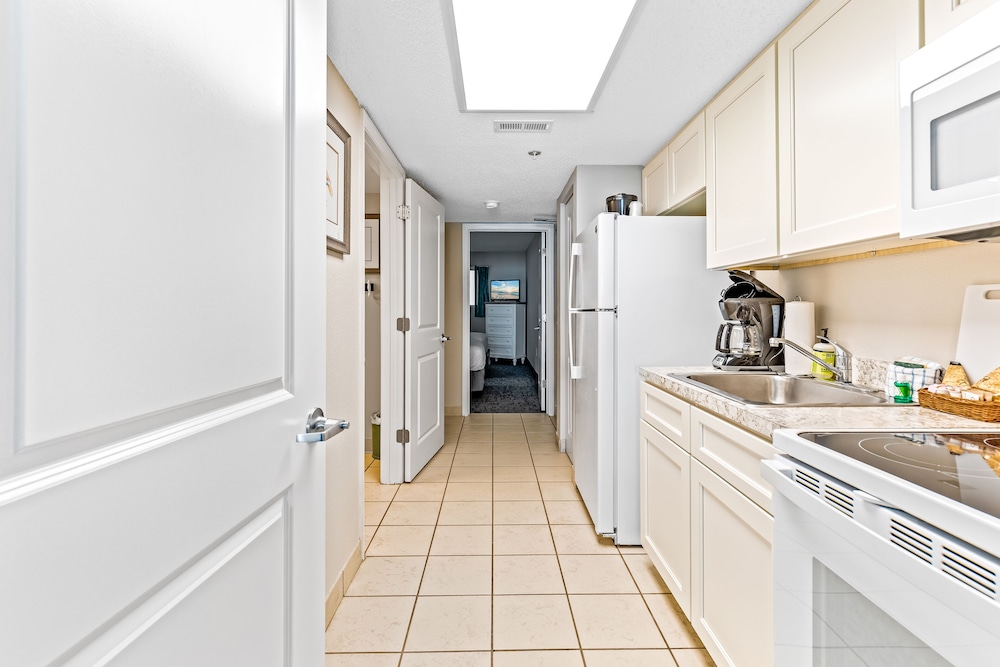 Condo, 1 Bedroom photo 3