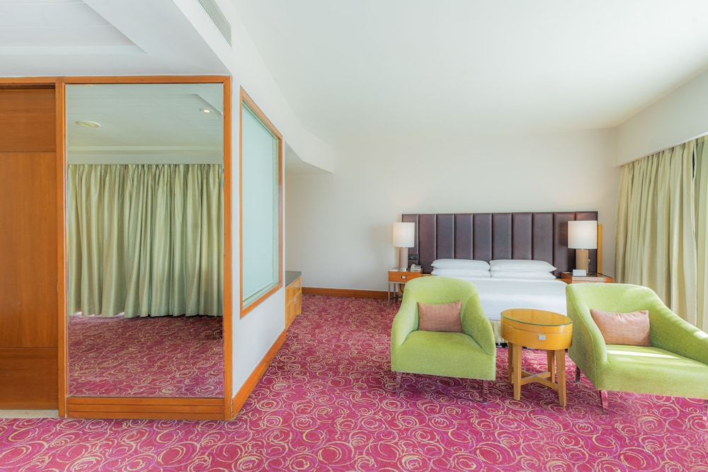 Superior Room, 1 King Bed - Photo 6