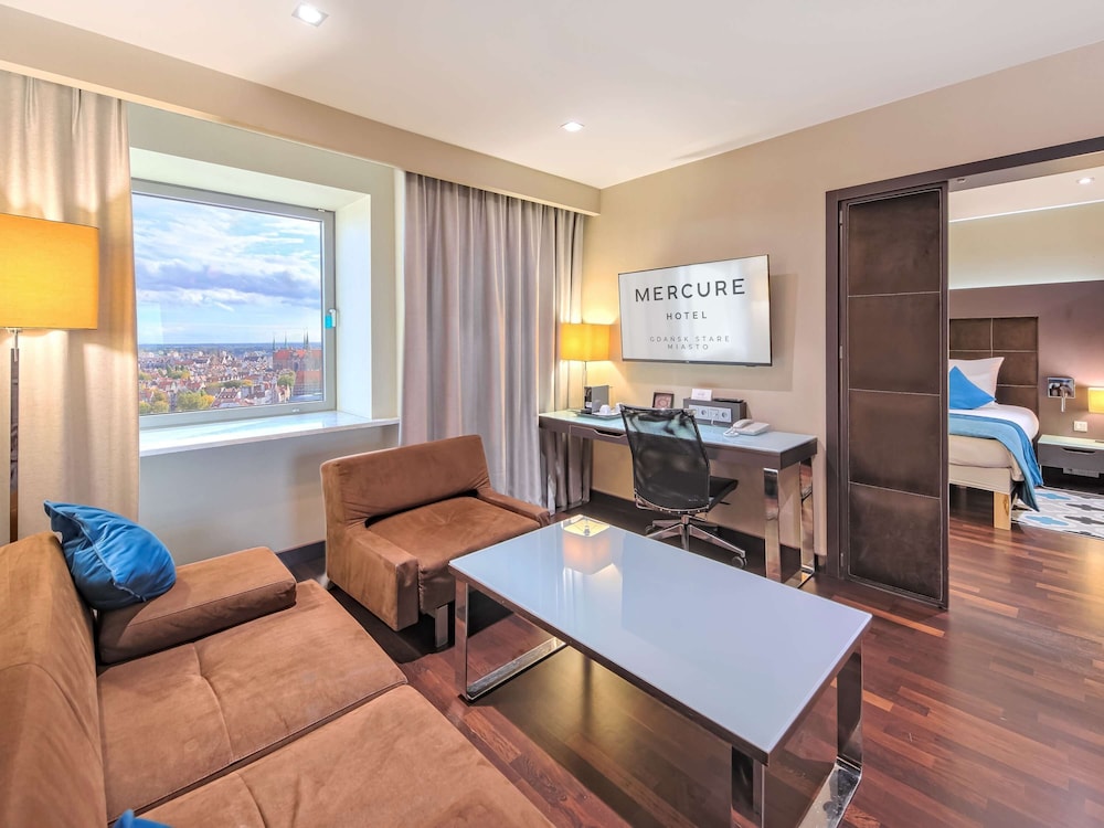 Suite, 1 Queen Bed photo 1