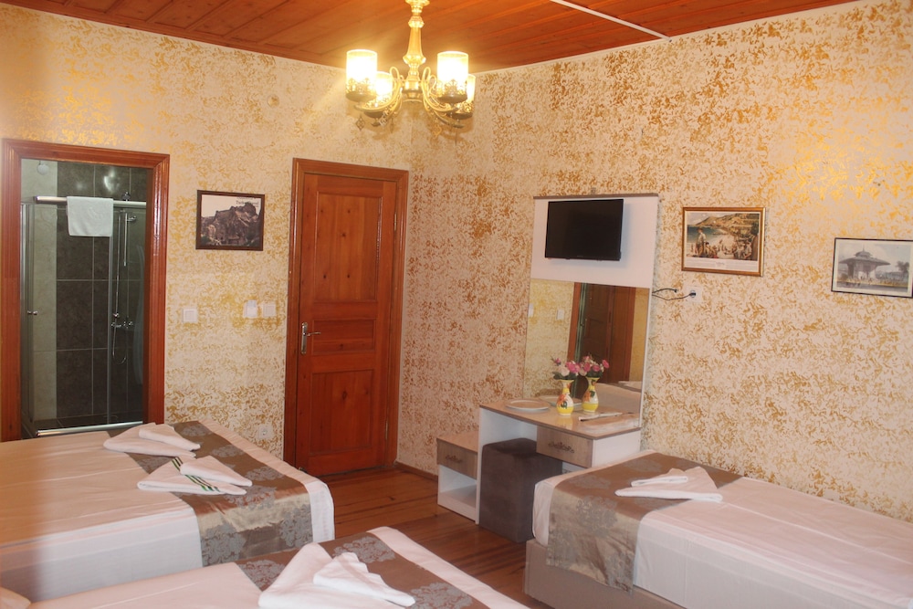 Family Room photo 2