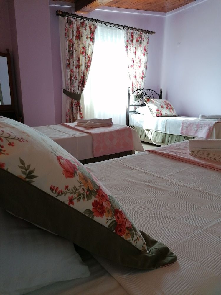 Triple Room - Photo 3