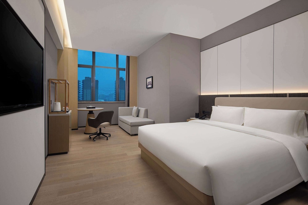 Room, 1 King Bed, Non Smoking photo 1