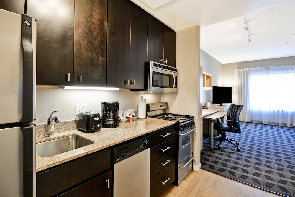 Suite, 1 Bedroom photo 3