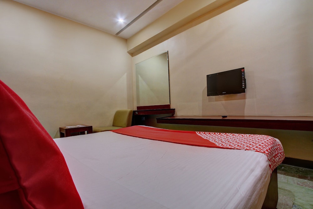 Deluxe Double Or Twin Room, 1 Queen Bed photo 3