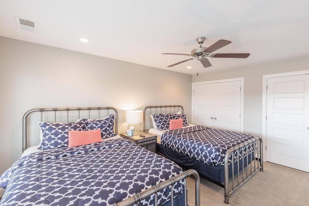 House, Multiple Beds, Mountain View (18th Fairway to Heaven)