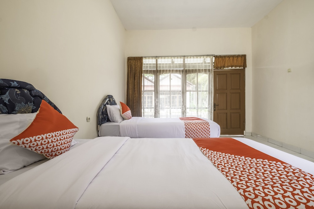 Deluxe Twin Room - Photo 6