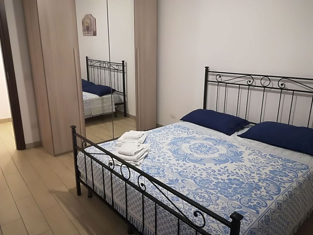 Double Room, Shared Bathroom photo 2