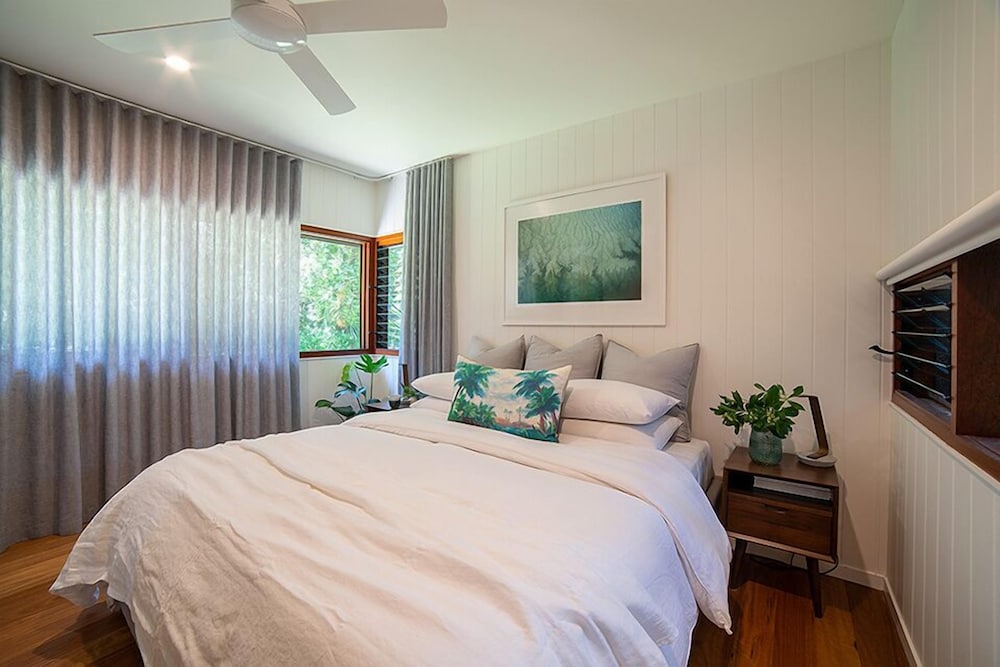 Luxury House, 1 Bedroom, Kitchen, Beachfront photo 1