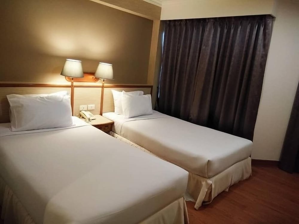 Standard Twin Room photo 3