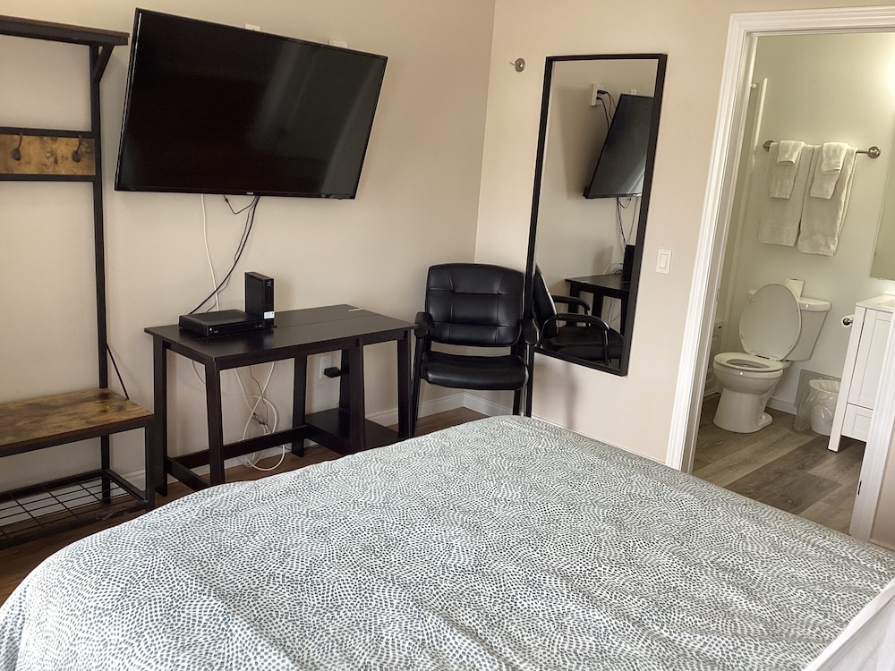 Economy Single Room - Photo 2
