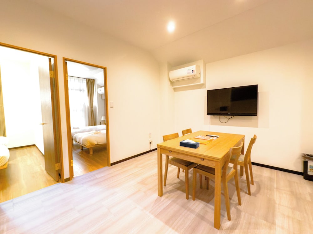 Deluxe Quadruple Room, Non Smoking