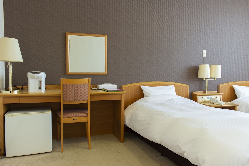Twin Room, Smoking photo 2