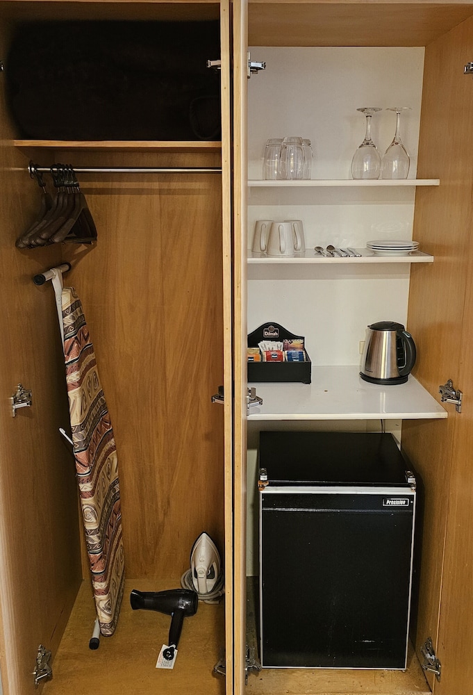 Standard Studio - Photo 9