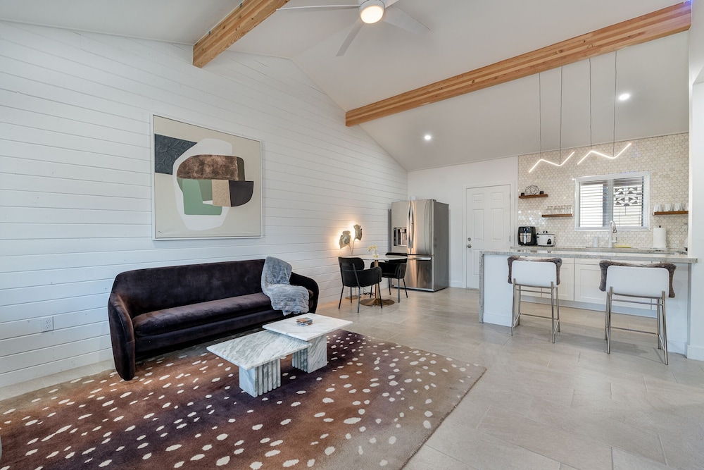 Grand Apartment