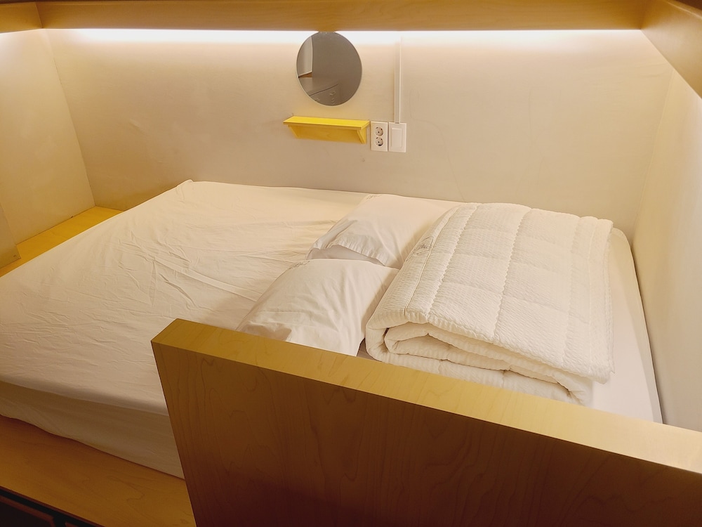 505 (Private Room) - Photo 5