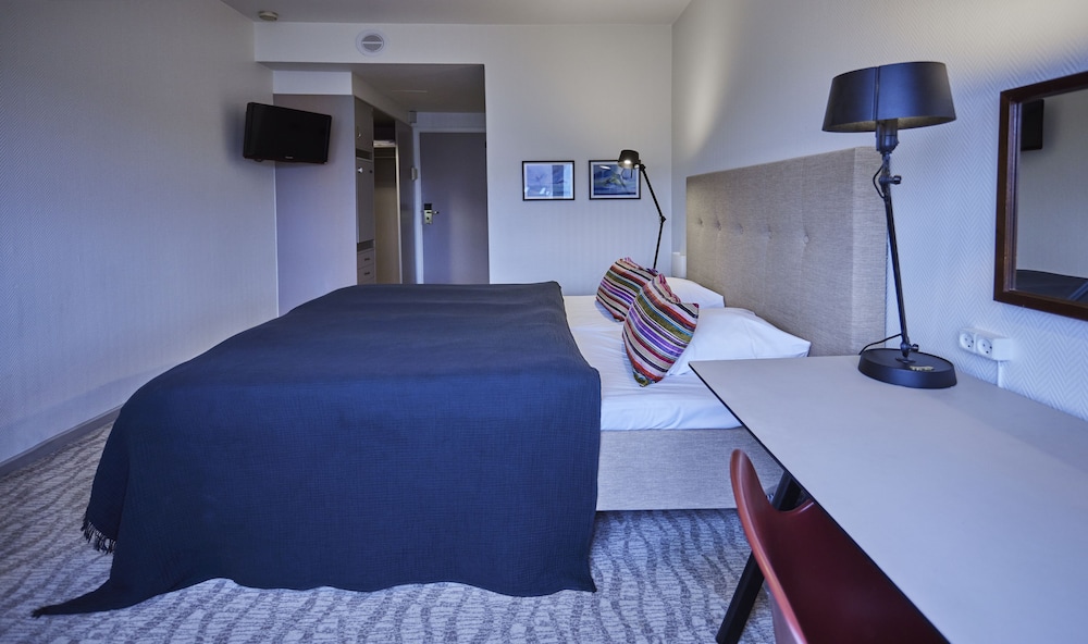 Standard Room, City View - Photo 1