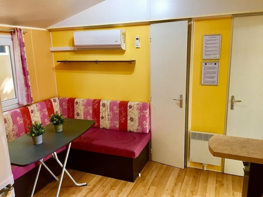Comfort Chalet, 2 Bedrooms photo 3