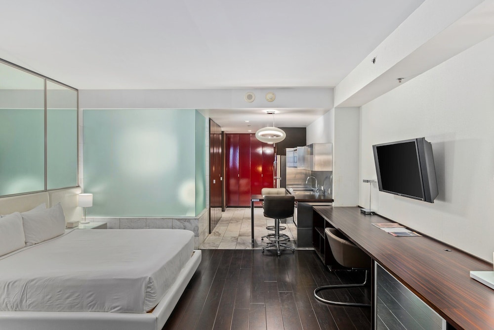 Studio, Balcony, Mountain View (38309)