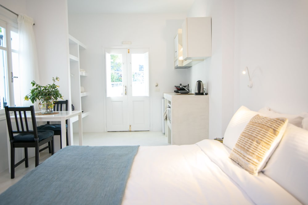 Junior Suite, Hot Tub, Garden View (Mpaksedes) photo 3