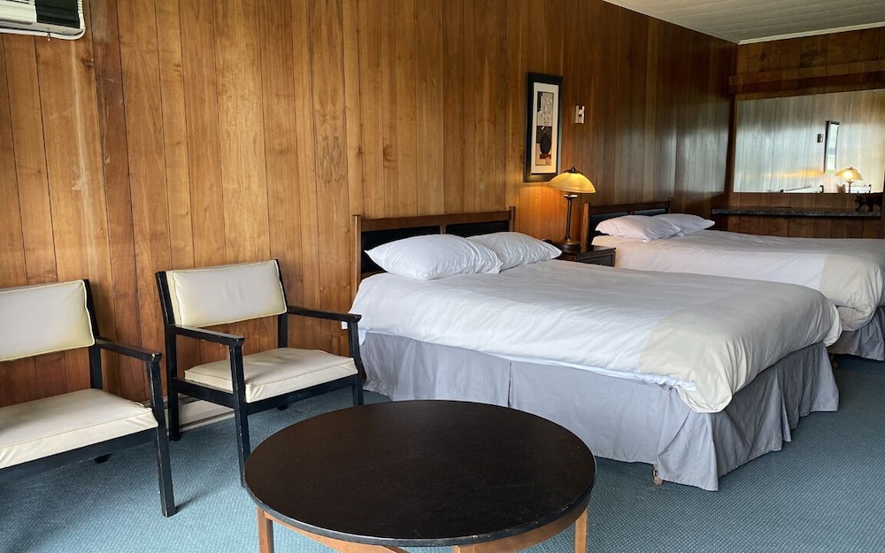 Inn on the Lake Rooms photo 2
