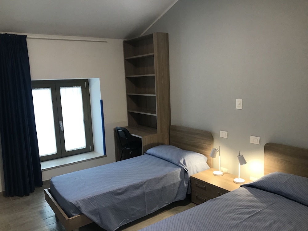 Standard Twin Room photo 1