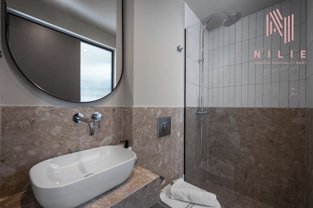 Studio Suite, Balcony