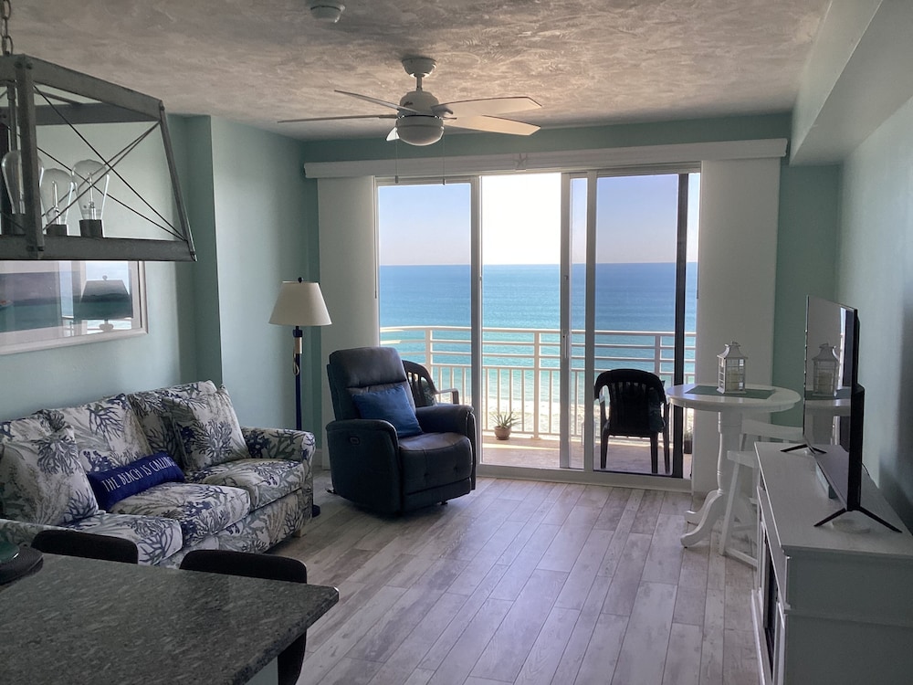Condo, 1 Bedroom, Balcony, Oceanfront (702)