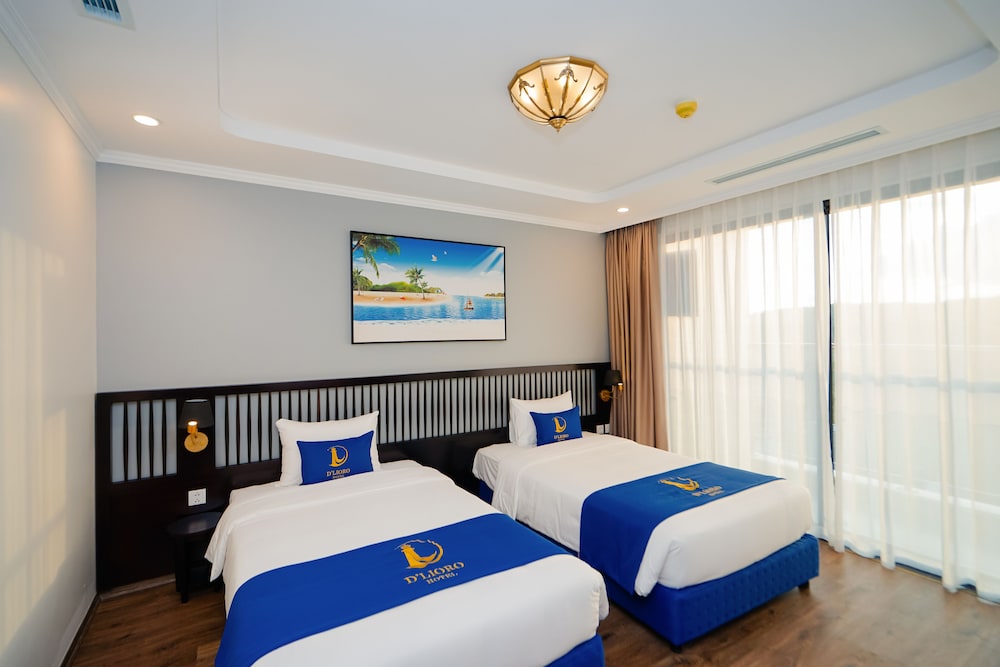 Luxury Suite - Photo 2