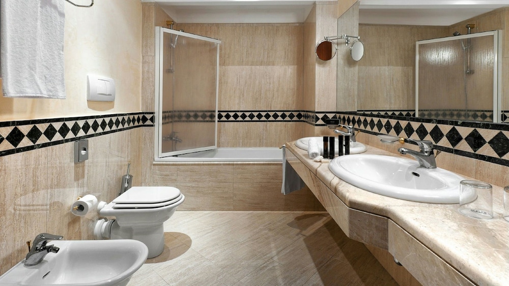 Standard Single Room photo 3