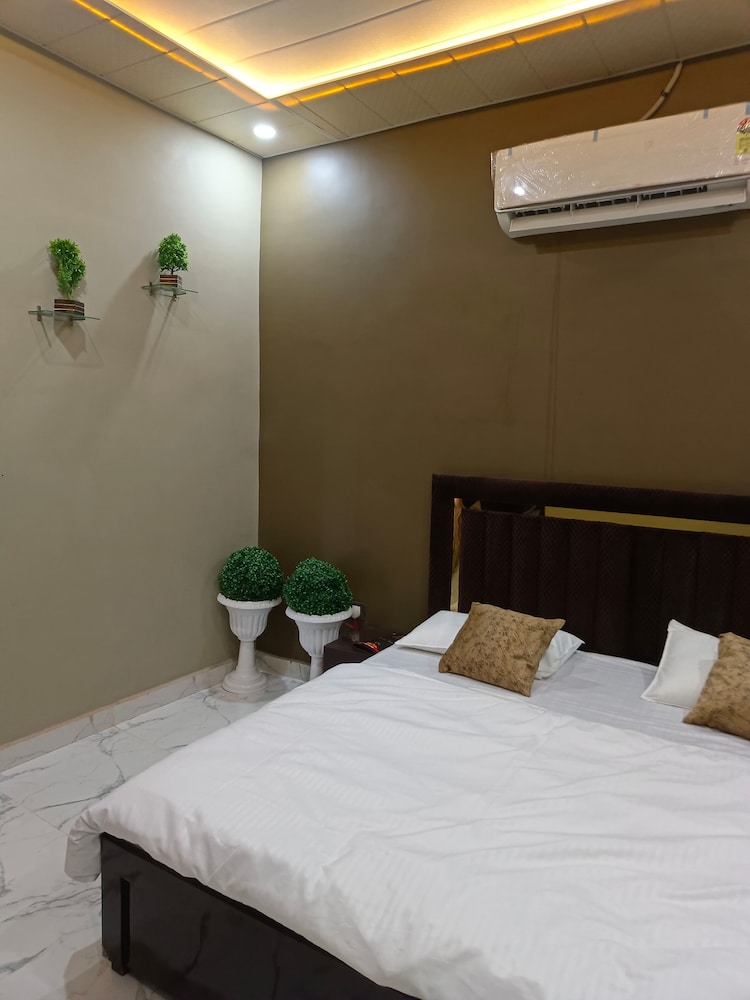 Standard Room photo 1