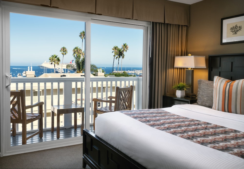 Room, 1 King Bed, Balcony, Ocean View