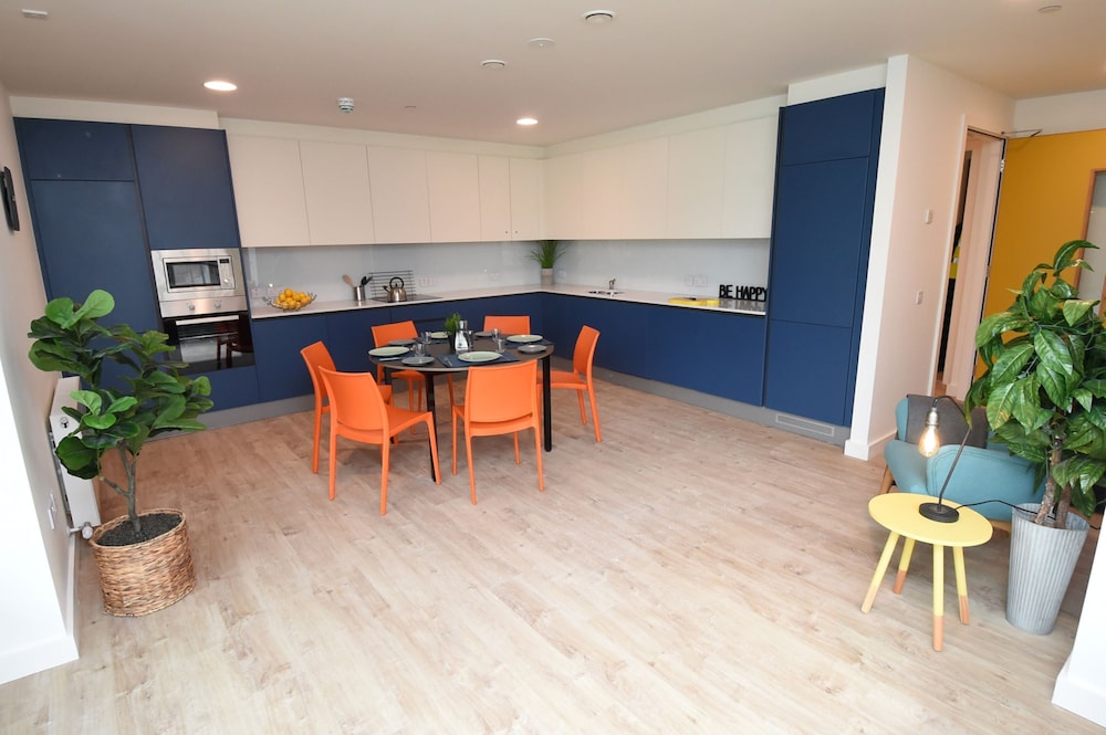 Apartment - Photo 8