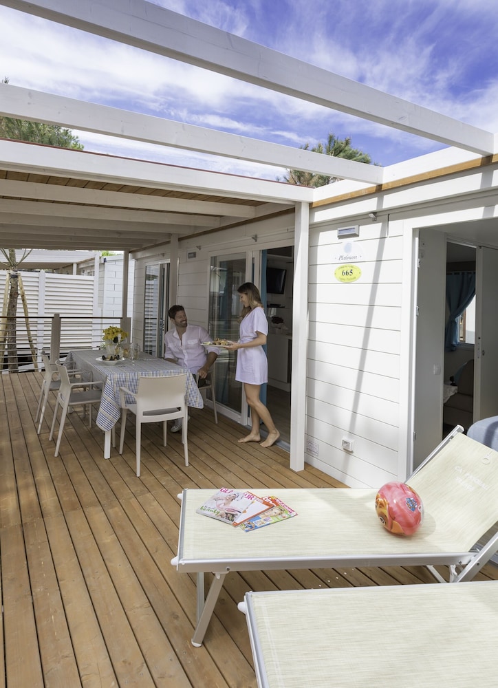 Comfort Mobile Home, 2 Bedrooms, 2 Bathrooms photo 1