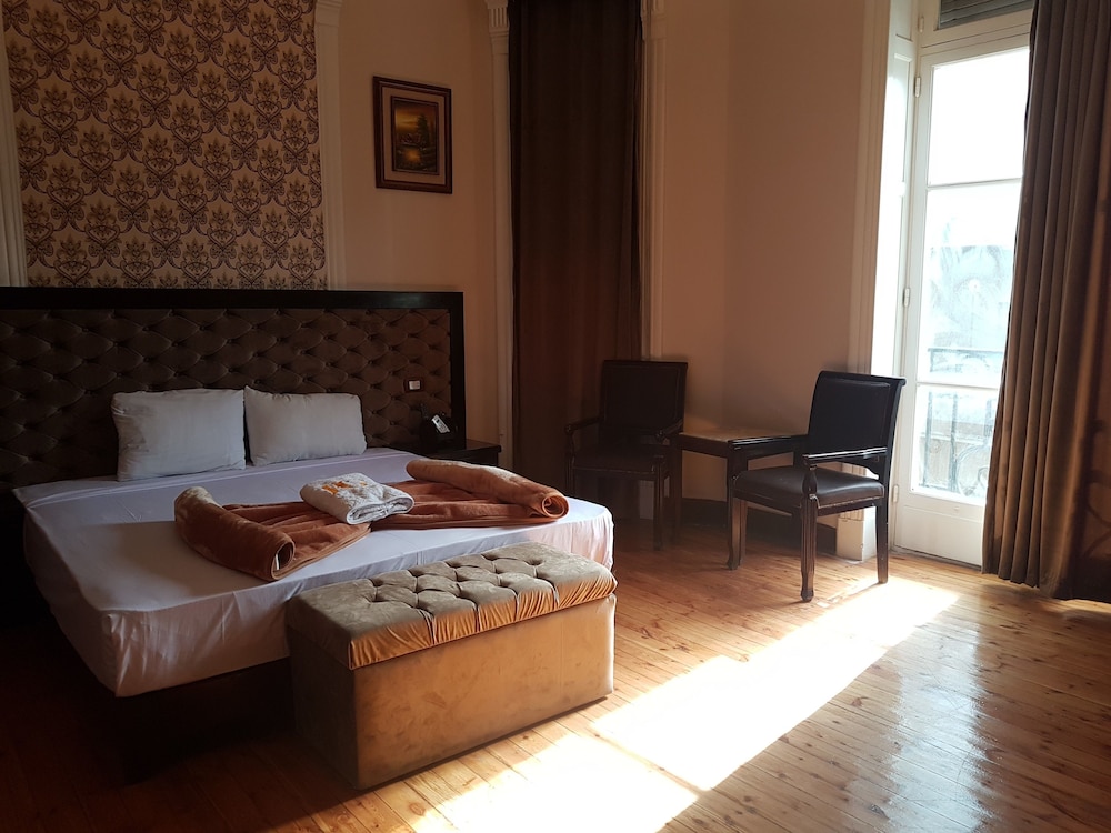 Deluxe Double Room - Photo 1